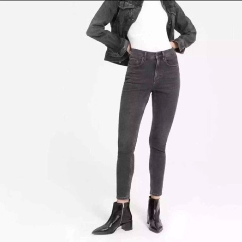 Everlane Women's size 28 Washed Black Mid Rise Ankle Stretch Jeans